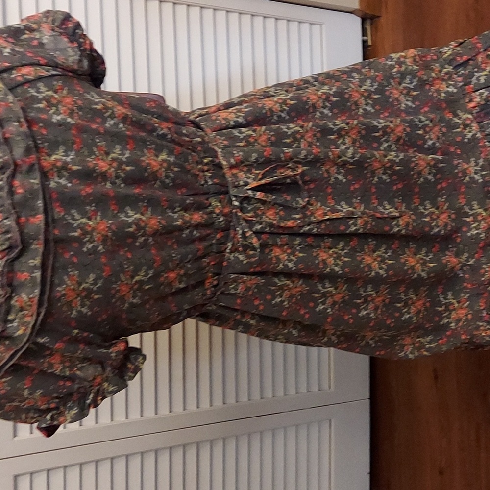 Floral Ruffle Dress - Picture 7 of 7